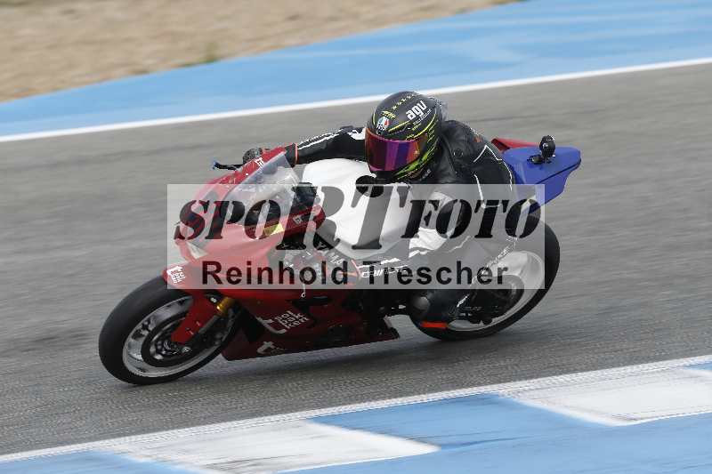 /02 28.-31.01.2025 Moto Center Thun Jerez/rot-red/218